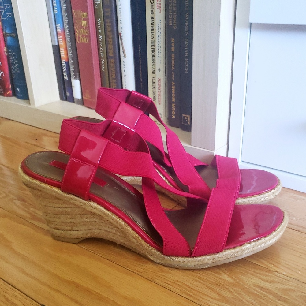 Bandolino Pink Patent Espidrille